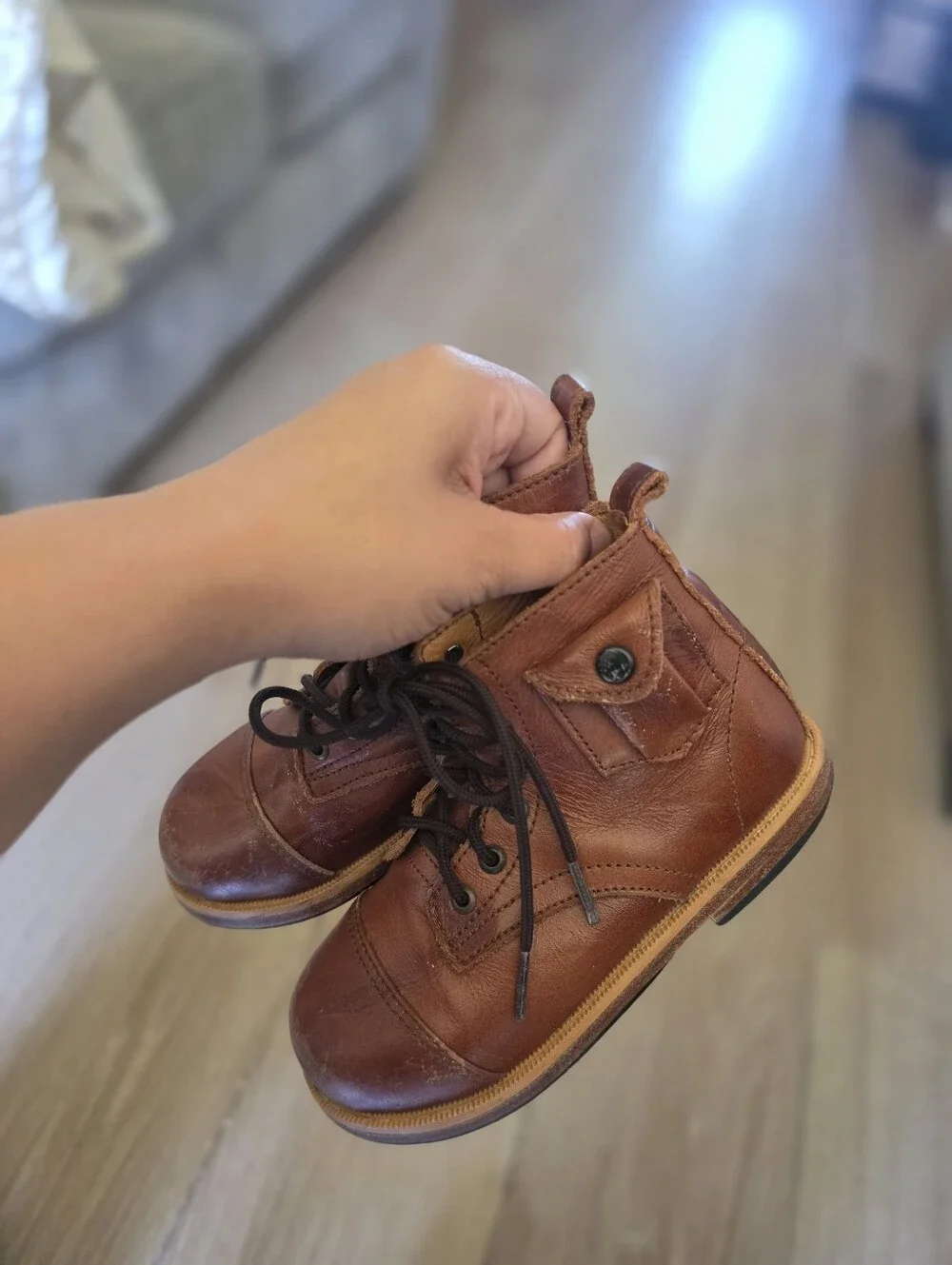 Mikoleon size 27